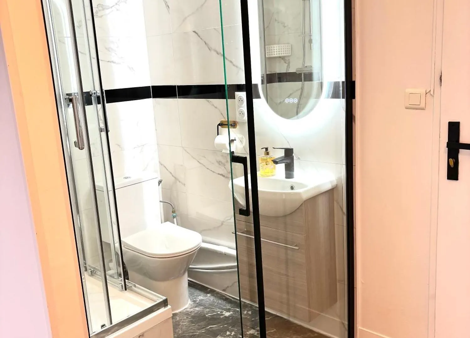 פריז Chambre Lucas Salle De Bain Privative 0*,